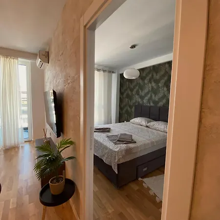 Sara Apartment East Gate Living Скопие Екстериор снимка