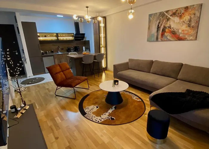 Sara Apartment East Gate Living