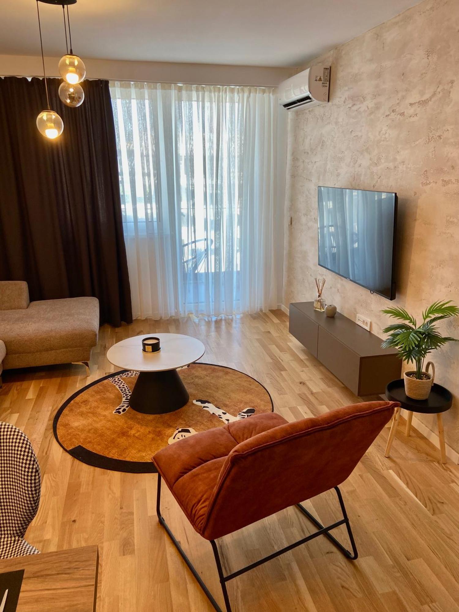 Sara East Gate Living Apartament Skopje